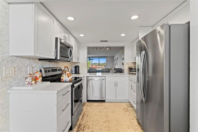 1850 Homewood Boulevard 512, Delray Beach, FL 33445