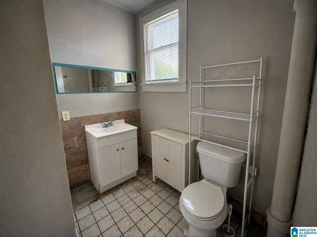 2042 48TH PLACE, Birmingham, AL 35208
