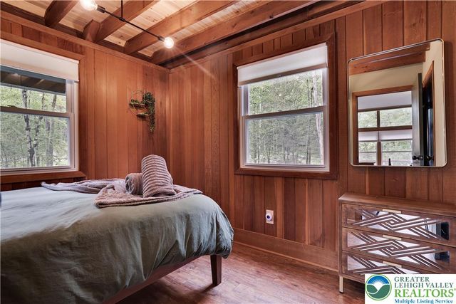 286 Fawn Road, Tobyhanna Twp, PA 18347