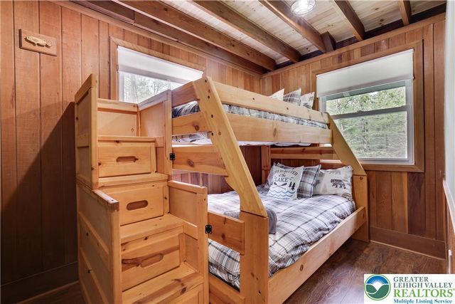 286 Fawn Road, Tobyhanna Twp, PA 18347