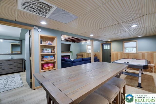 286 Fawn Road, Tobyhanna Twp, PA 18347