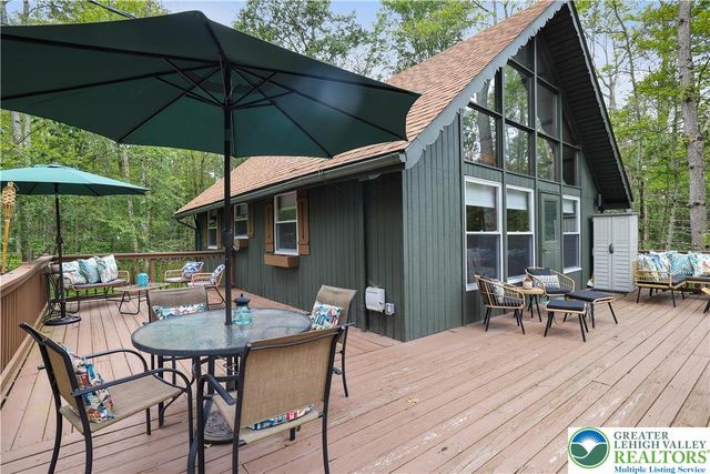 286 Fawn Road, Tobyhanna Twp, PA 18347