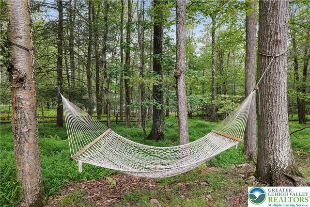 286 Fawn Road, Tobyhanna Twp, PA 18347