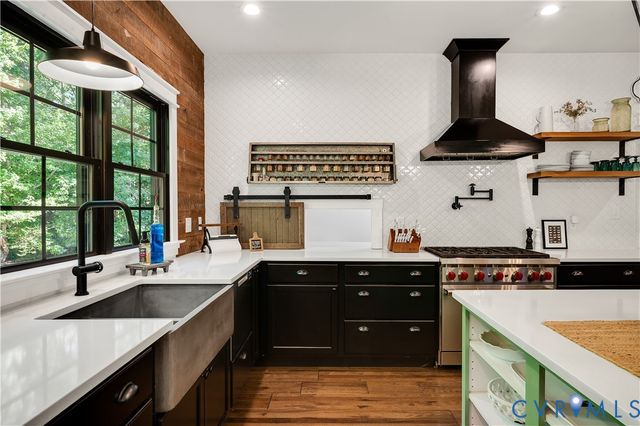 6306 Hickory Rd, Chesterfield, VA 23803