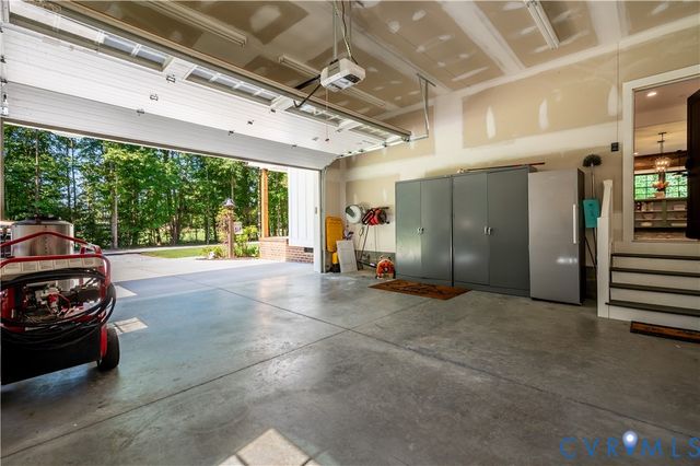 6306 Hickory Rd, Chesterfield, VA 23803