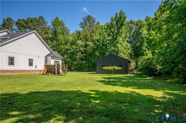 6306 Hickory Rd, Chesterfield, VA 23803