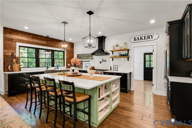 6306 Hickory Rd, Chesterfield, VA 23803