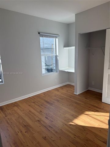 576 NE 63rd St 8, Miami, FL 33138