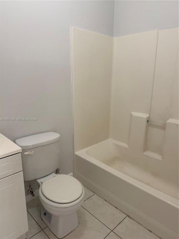 576 NE 63rd St 8, Miami, FL 33138