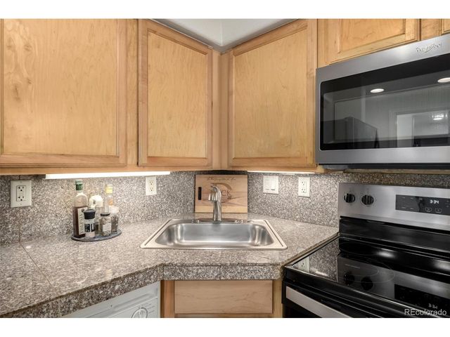 1833 N Williams St 101, Denver, CO 80218