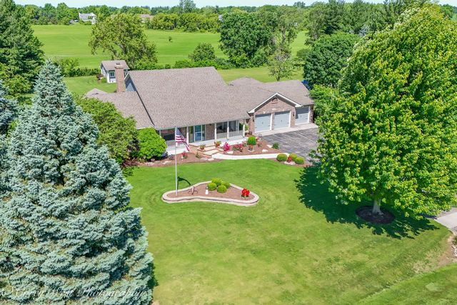1545 Sunflower Drive, Sycamore, IL 60178