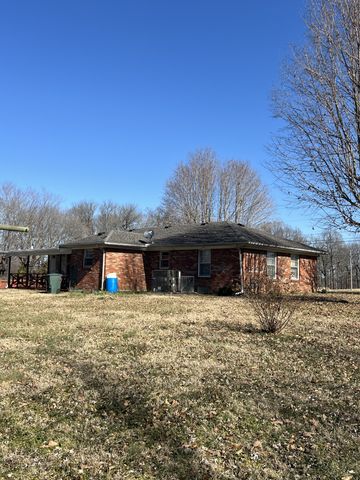 1315 Academy Rd, Portland, TN 37148