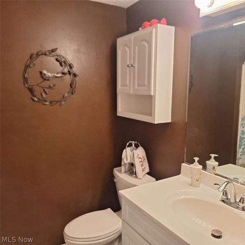 95 River Park Boulevard, Munroe Falls, OH 44262