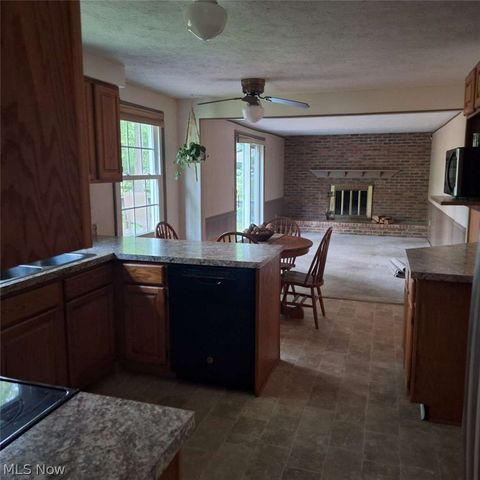 95 River Park Boulevard, Munroe Falls, OH 44262
