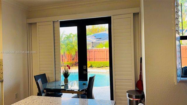 15413 SW 116th Ter, Miami, FL 33196