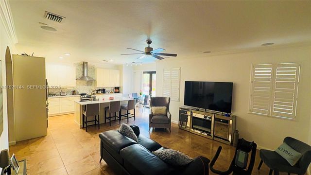 15413 SW 116th Ter, Miami, FL 33196