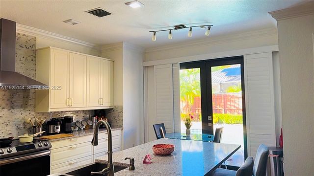 15413 SW 116th Ter, Miami, FL 33196