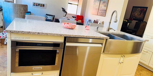 15413 SW 116th Ter, Miami, FL 33196