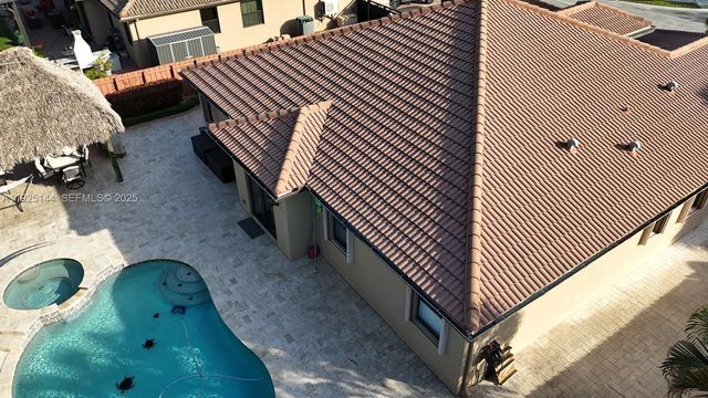 15413 SW 116th Ter, Miami, FL 33196