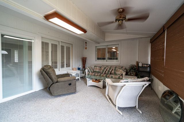 3026 S Peach Hollow Circle, Pearland, TX 77584