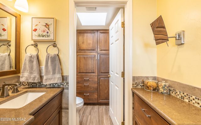 3284 N White Heather Place, Tucson, AZ 85750