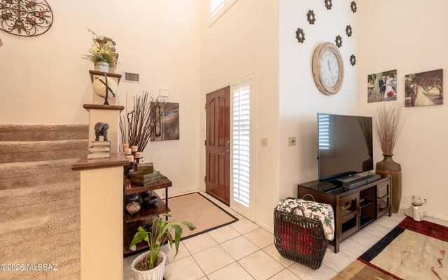 3284 N White Heather Place, Tucson, AZ 85750