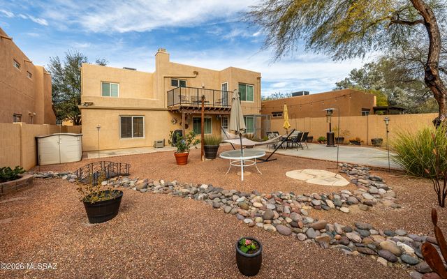 3284 N White Heather Place, Tucson, AZ 85750