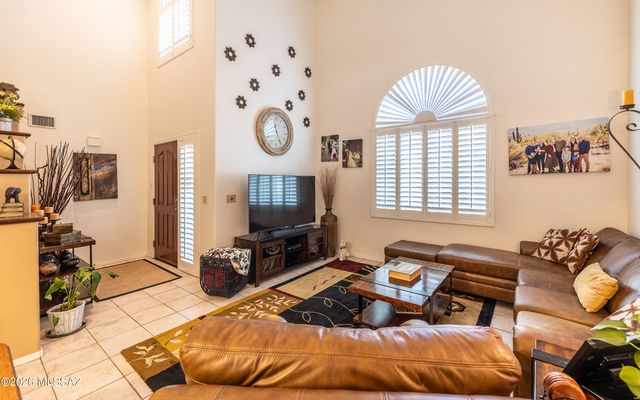 3284 N White Heather Place, Tucson, AZ 85750