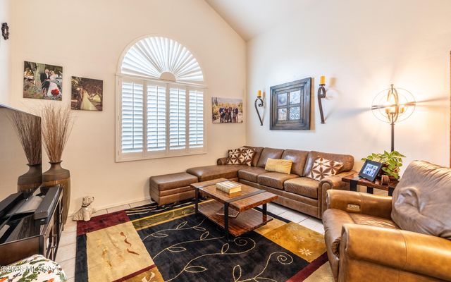 3284 N White Heather Place, Tucson, AZ 85750