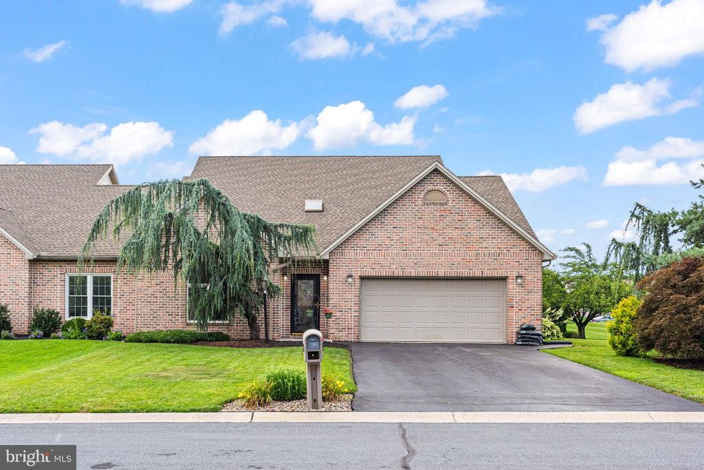 79 FAIRFAX LN, Annville, PA 17003
