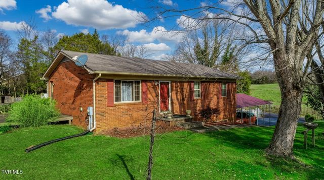 339 Bramble Ln, Dandridge, TN 37725