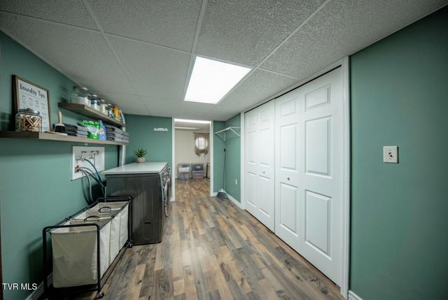 339 Bramble Ln, Dandridge, TN 37725