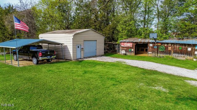 339 Bramble Ln, Dandridge, TN 37725