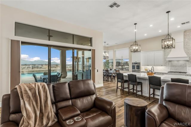 2815 Sidewheel Drive, Bullhead City, AZ 86429