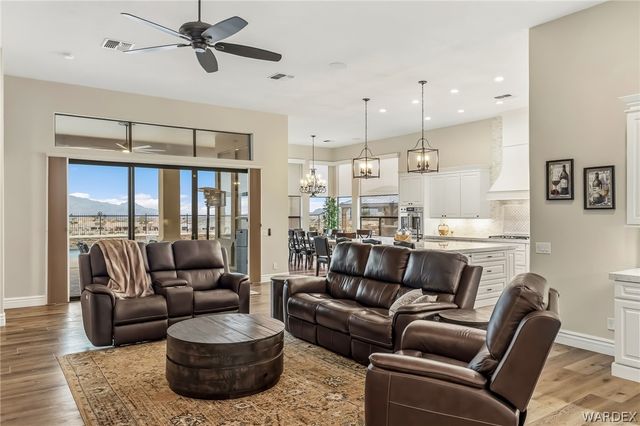 2815 Sidewheel Drive, Bullhead City, AZ 86429