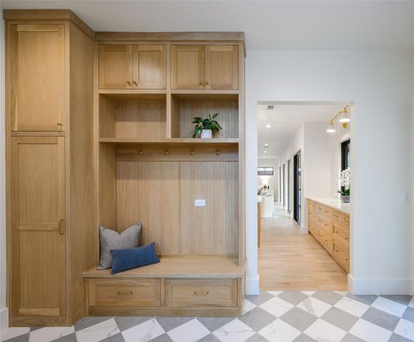 6414 Blanch Circle, Dallas, TX 75214