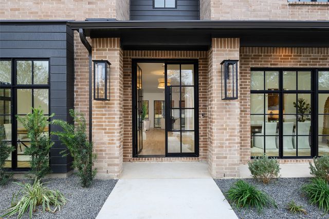 6414 Blanch Circle, Dallas, TX 75214