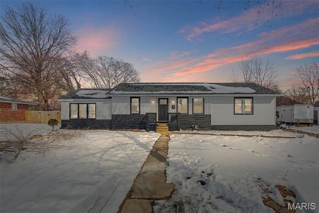 2431 Pine Street, Granite City, IL 62040