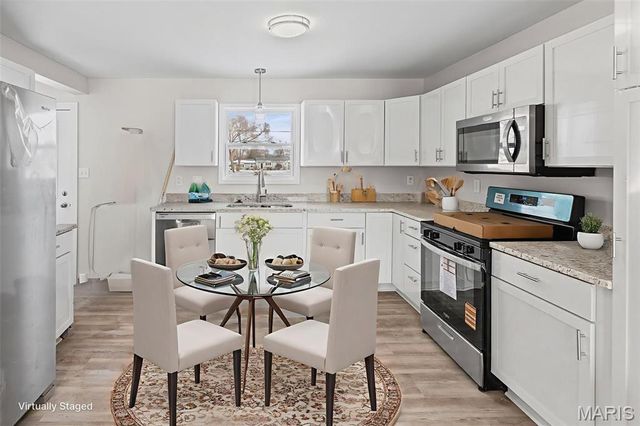 2431 Pine Street, Granite City, IL 62040