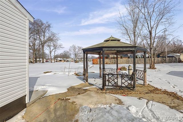 2431 Pine Street, Granite City, IL 62040