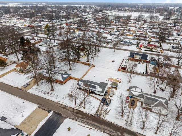 2431 Pine Street, Granite City, IL 62040