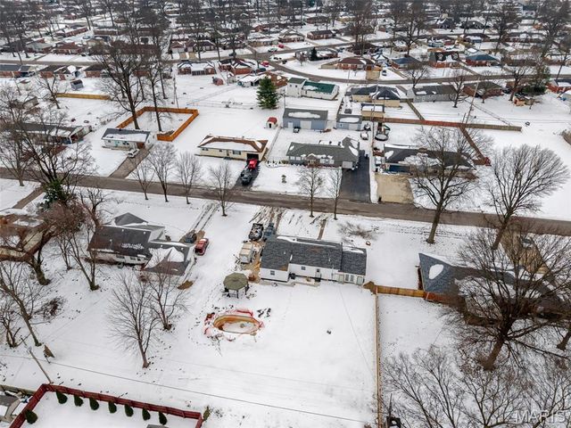 2431 Pine Street, Granite City, IL 62040