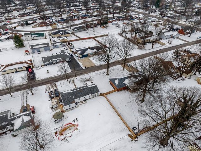 2431 Pine Street, Granite City, IL 62040