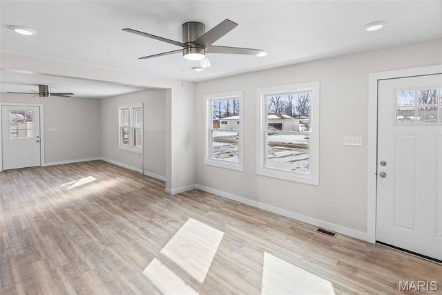 2431 Pine Street, Granite City, IL 62040