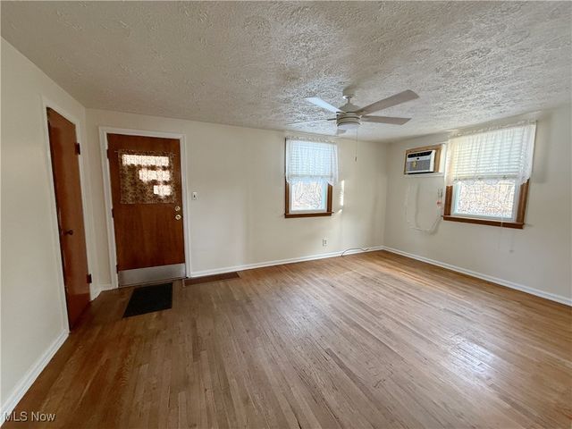 16190 River Street NE, Alliance, OH 44601