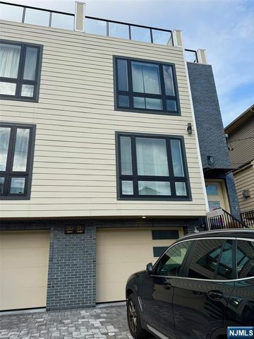 281 Grant Avenue, Cliffside Park, NJ 07010