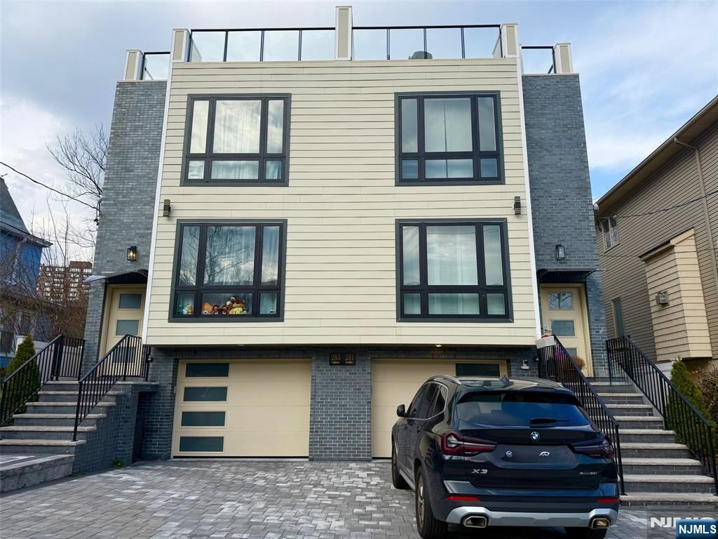 281 Grant Avenue, Cliffside Park, NJ 07010