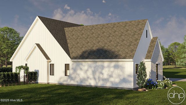 828 Loblolly Drive SW, Shallotte, NC 28470