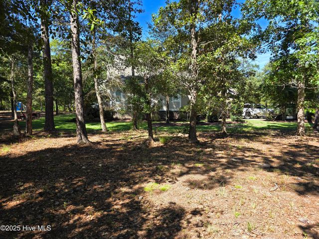 828 Loblolly Drive SW, Shallotte, NC 28470