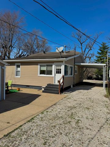 826 W Idlewild Drive, Evansville, IN 47710